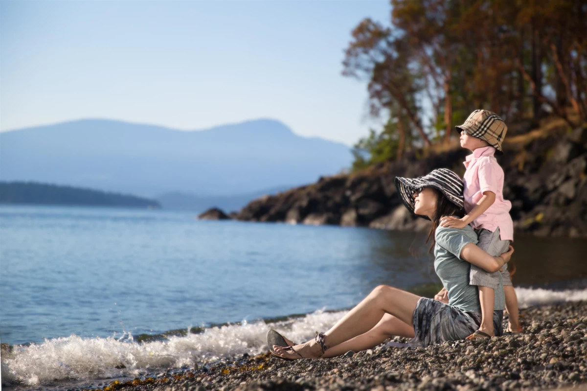 Guest Bathroom Photo of 2060 Cape Drive, Bowen Island, BC