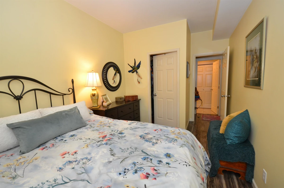 Basement Recreation Room Photo of 7 123 Seventh Street, New Westminster, BC