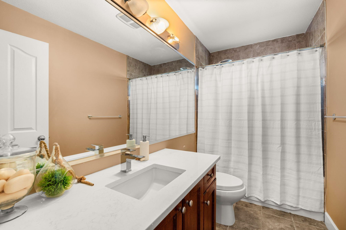 Garage Interior Photo of 19142 69a Avenue, Surrey, BC