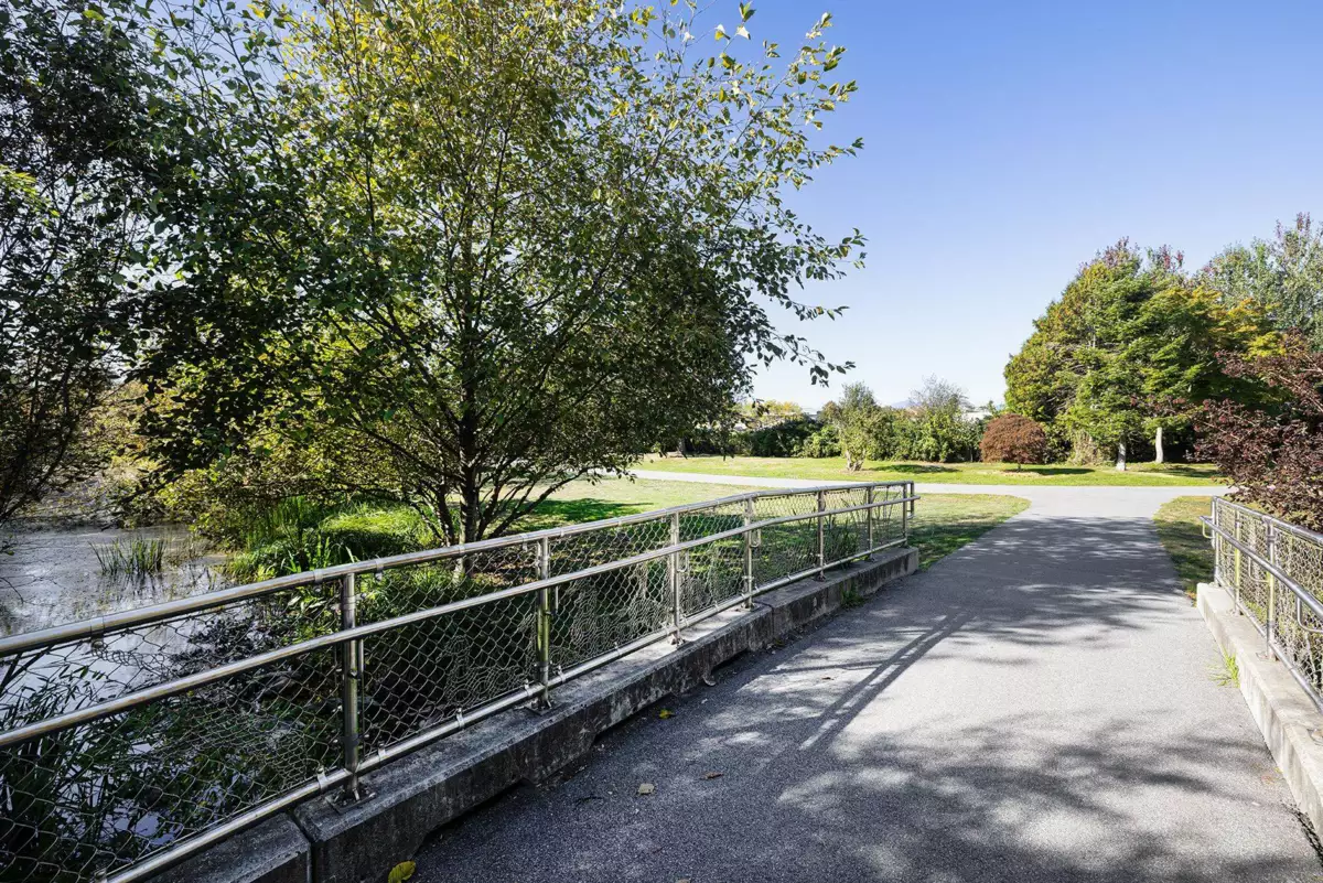 Bedroom 2 Photo of 801 10780 No. 5 Road, Richmond, BC