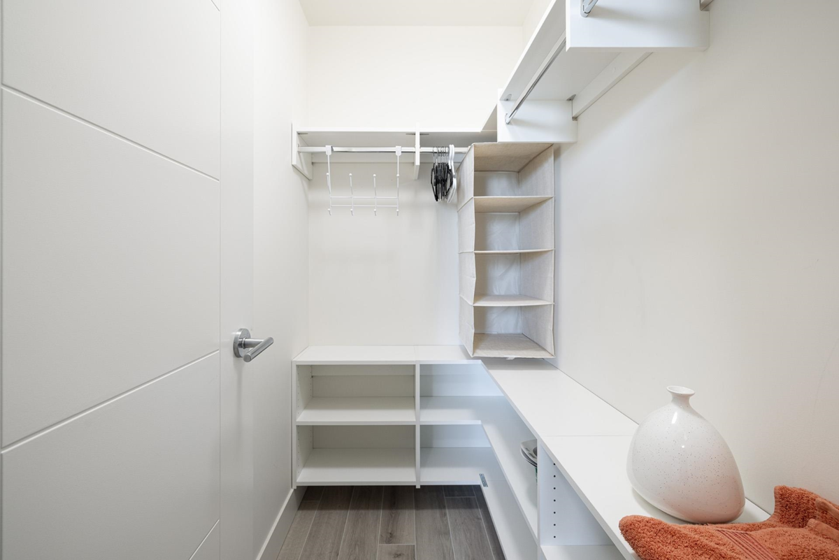 Kitchen Photo of 801 10780 No. 5 Road, Richmond, BC