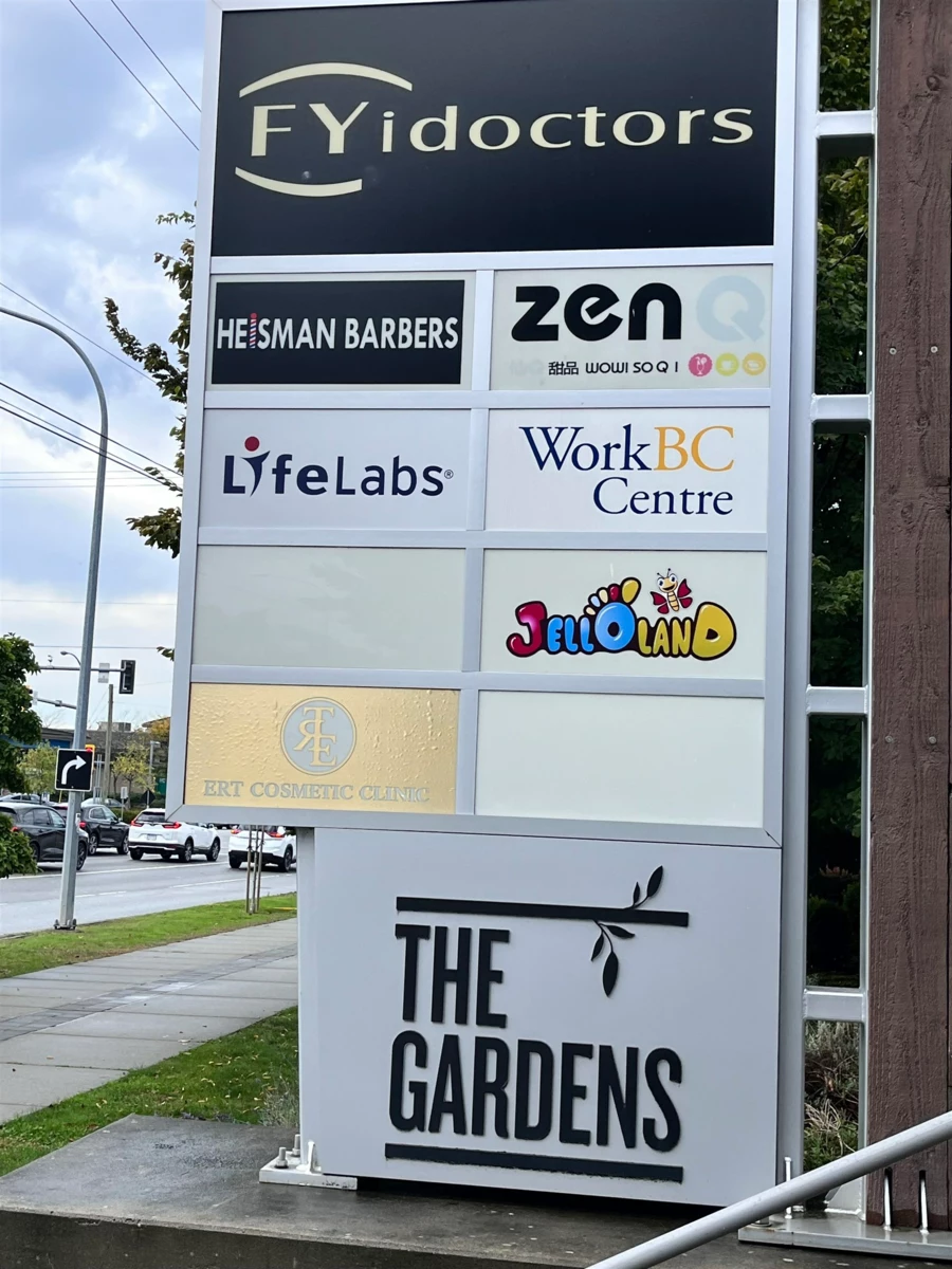Mudroom Photo of 801 10780 No. 5 Road, Richmond, BC