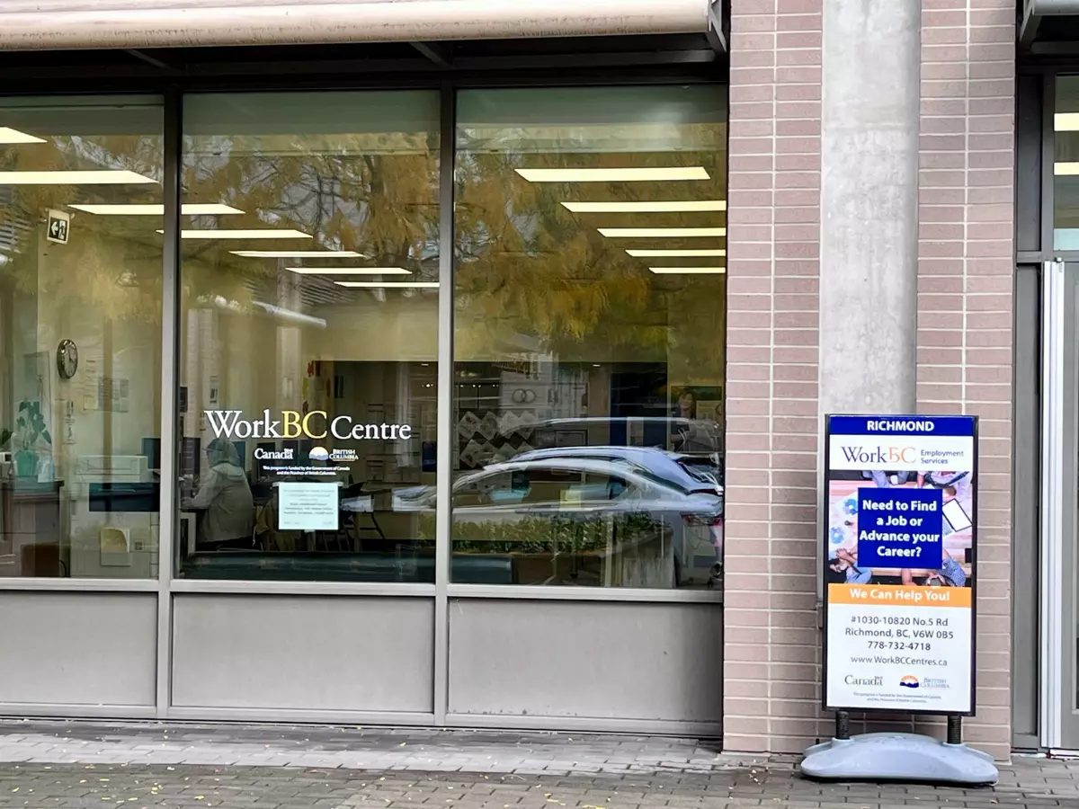 Outdoor Kitchen Photo of 801 10780 No. 5 Road, Richmond, BC