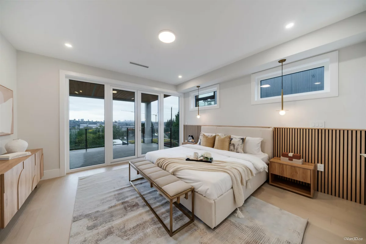 Loft / Bonus Room Photo of 971 Adderley Street, North Vancouver, BC