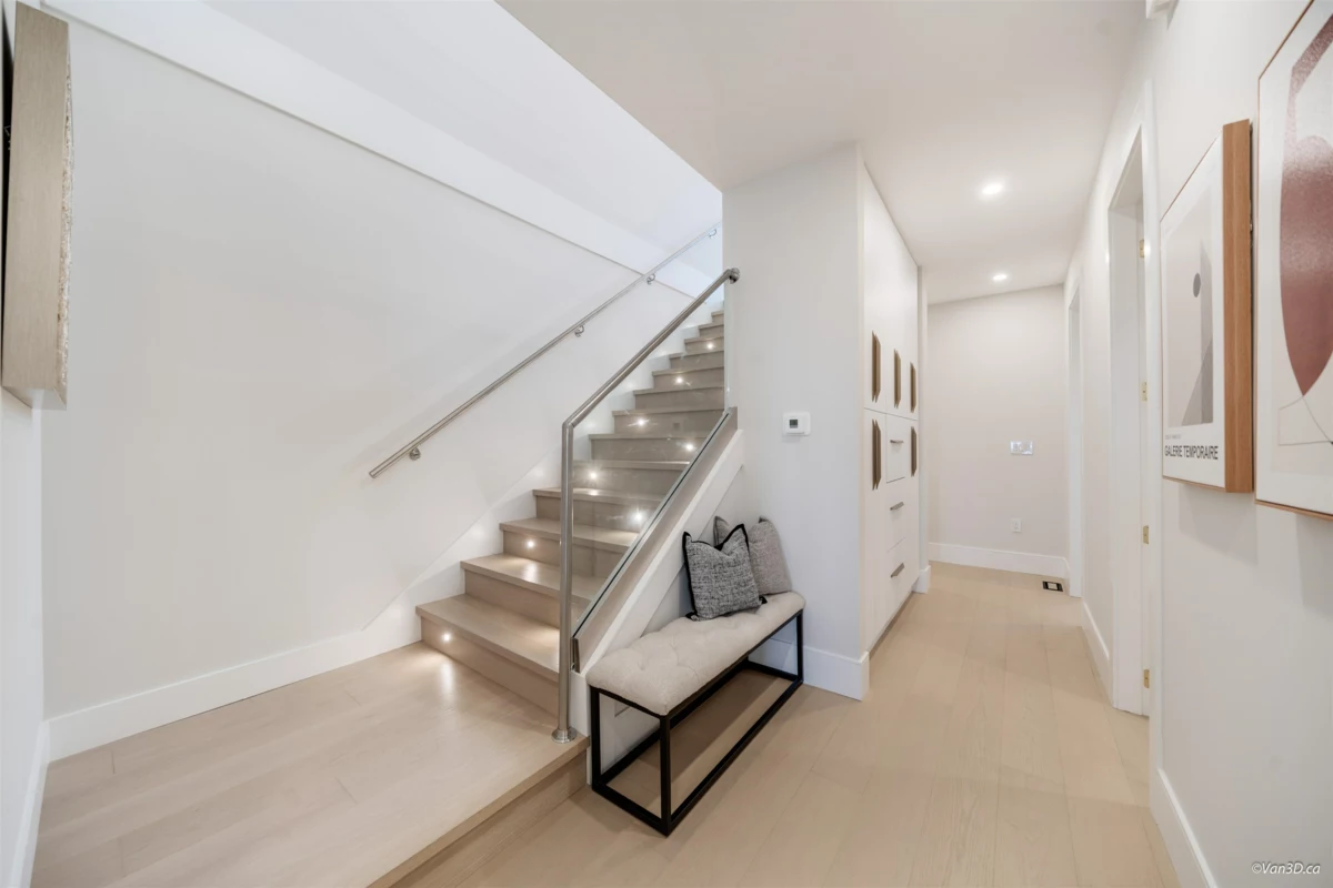 Outdoor Deck Photo of 971 Adderley Street, North Vancouver, BC