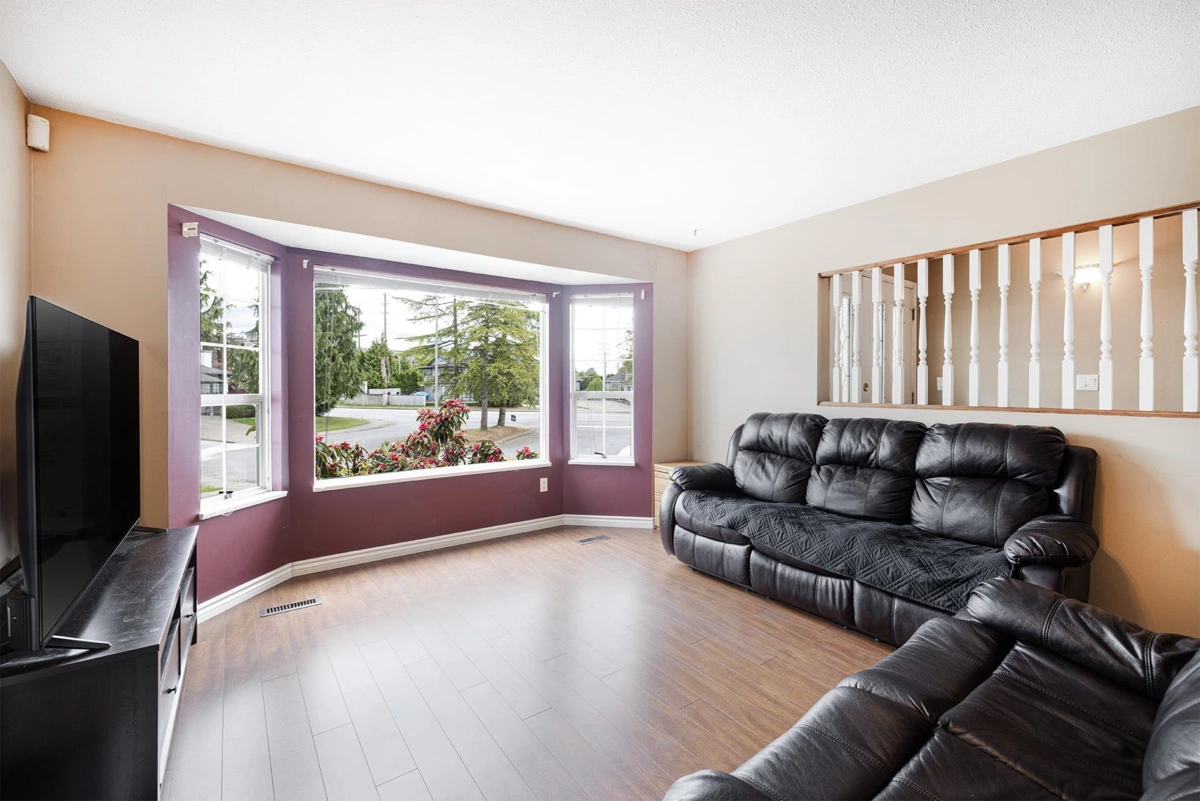 Pantry Photo of 19625 Park Road, Pitt Meadows, BC