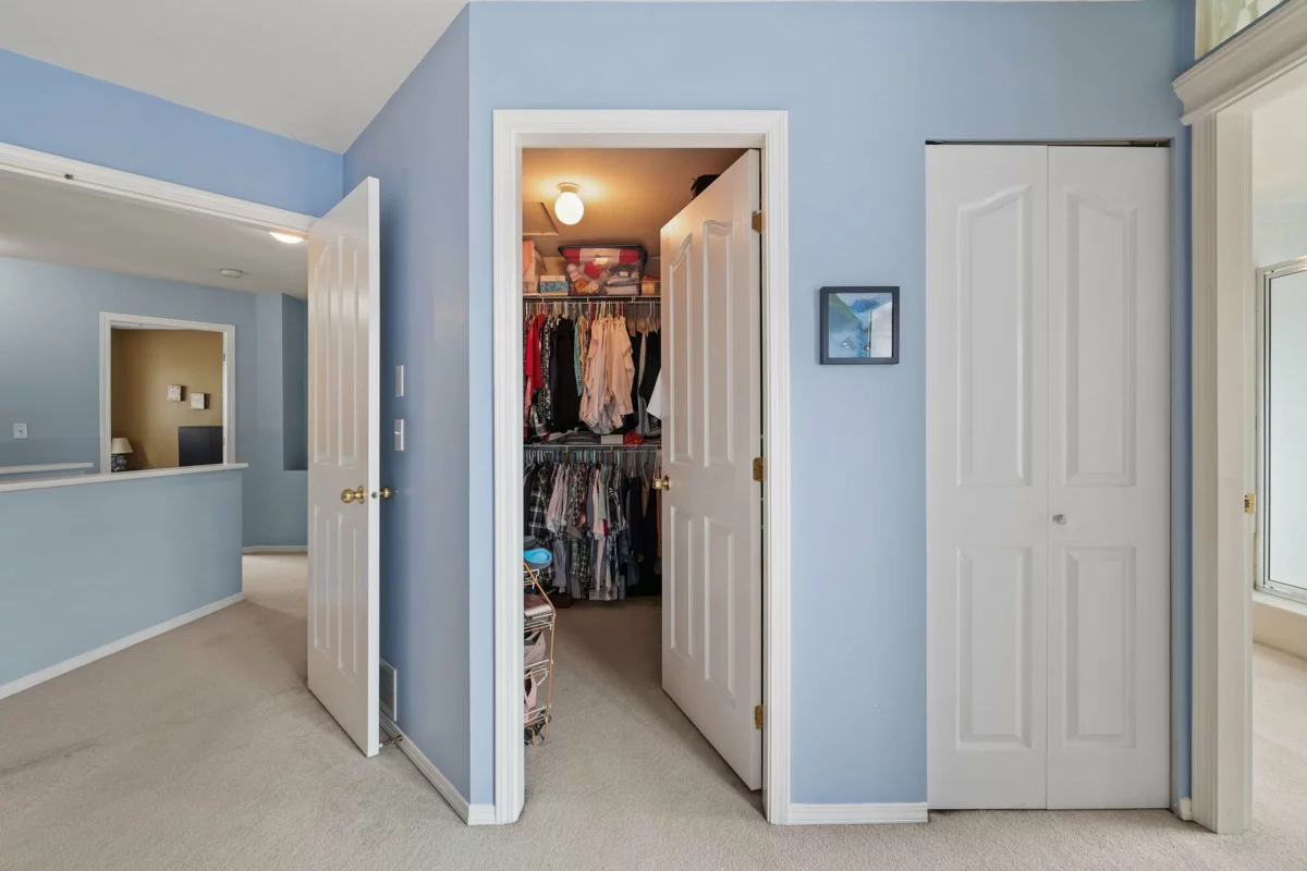 Front Yard Photo of 5551 Rowling Place, Richmond, BC