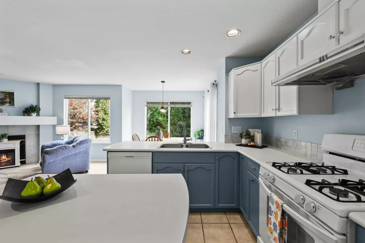 Walk-In Closet Photo of 5551 Rowling Place, Richmond, BC