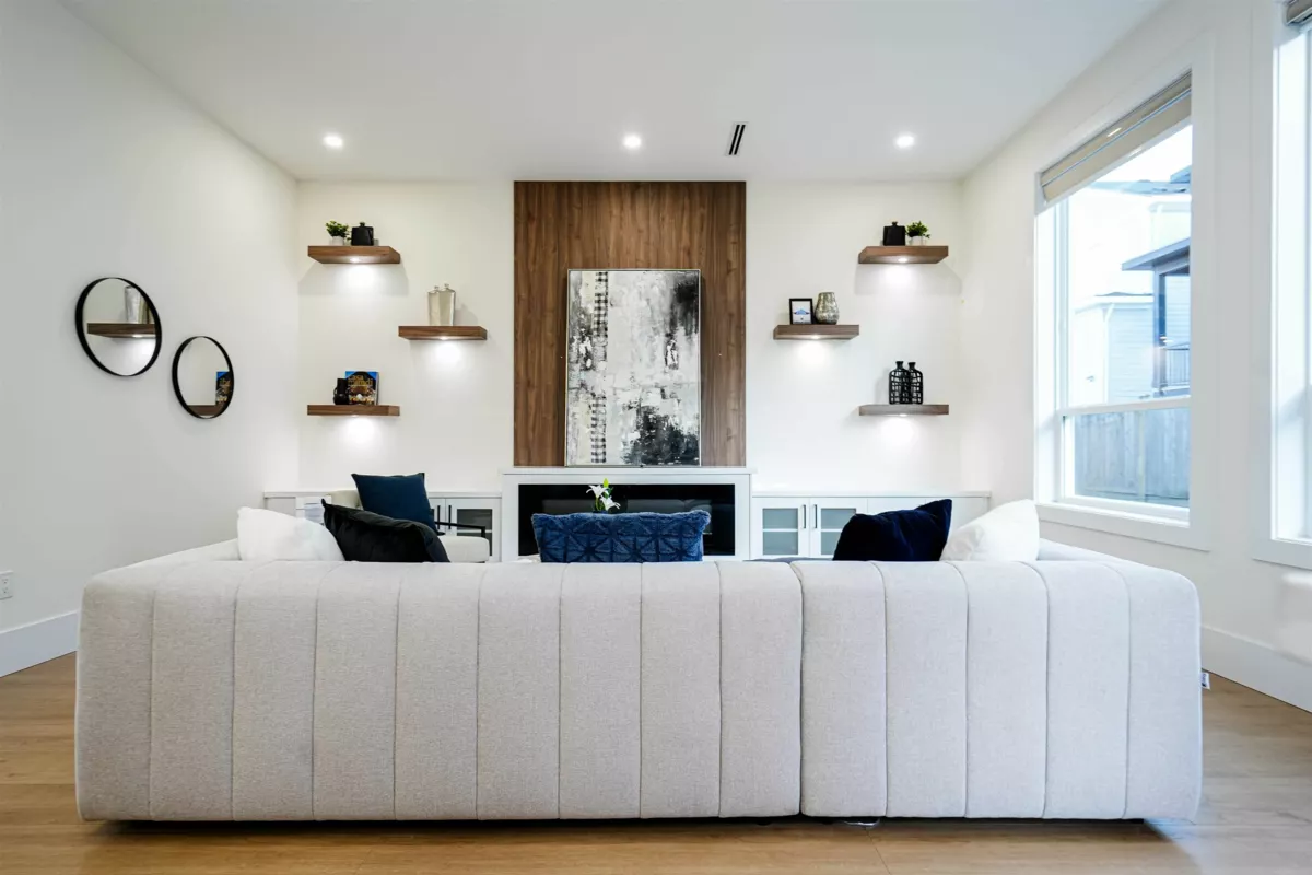 Breakfast Nook Photo of 14742 62a Avenue, Surrey, BC