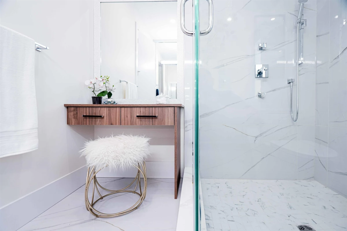 Garage Interior Photo of 14742 62a Avenue, Surrey, BC