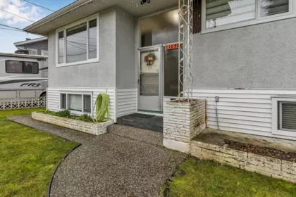 Family Room Photo of 11032 86a Avenue, Delta, BC