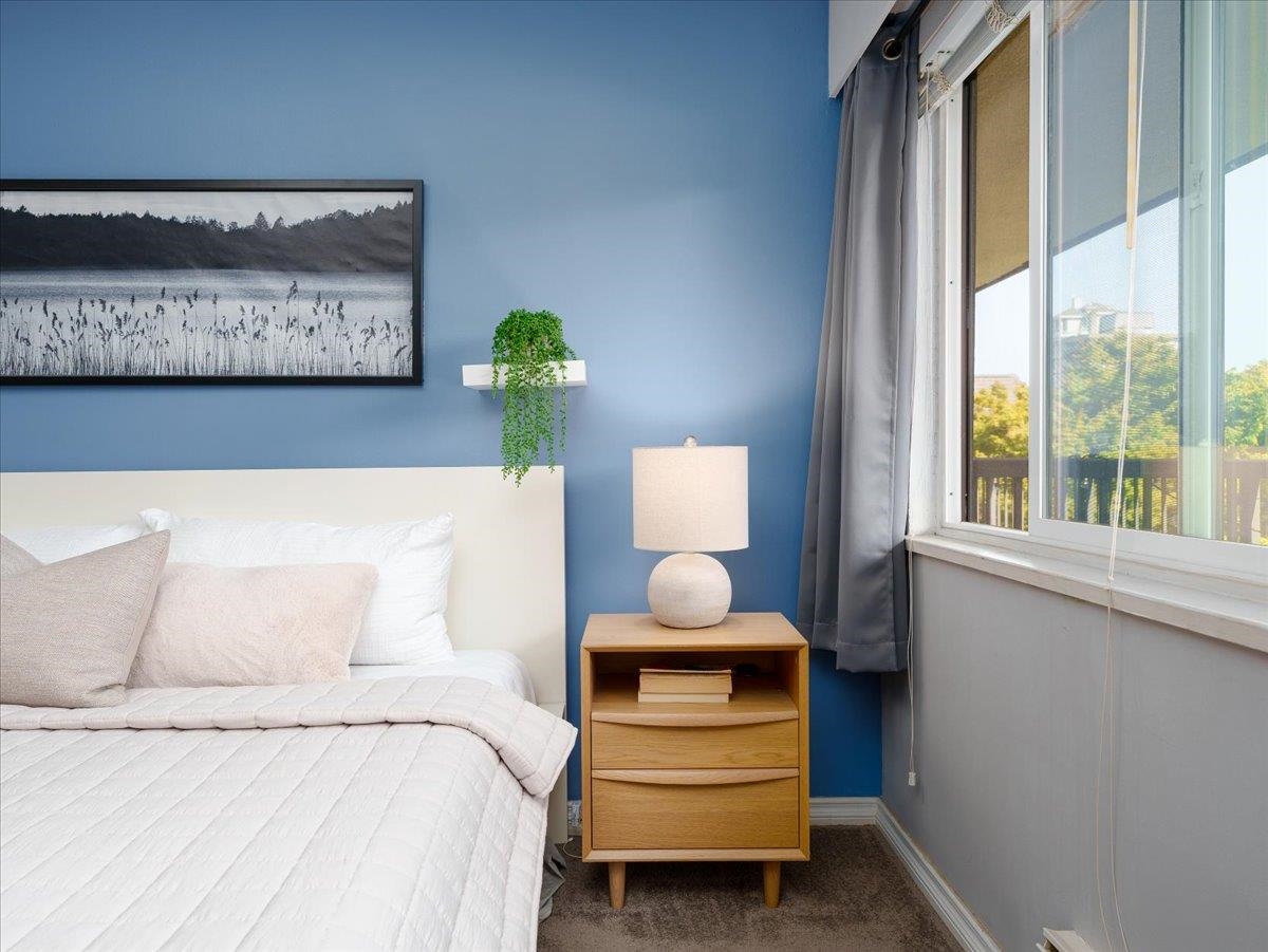 Powder Room Photo of 301 155 E 5th Street, North Vancouver, BC