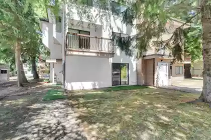 Basement Recreation Room Photo of 101 13291 70b Avenue, Surrey, BC