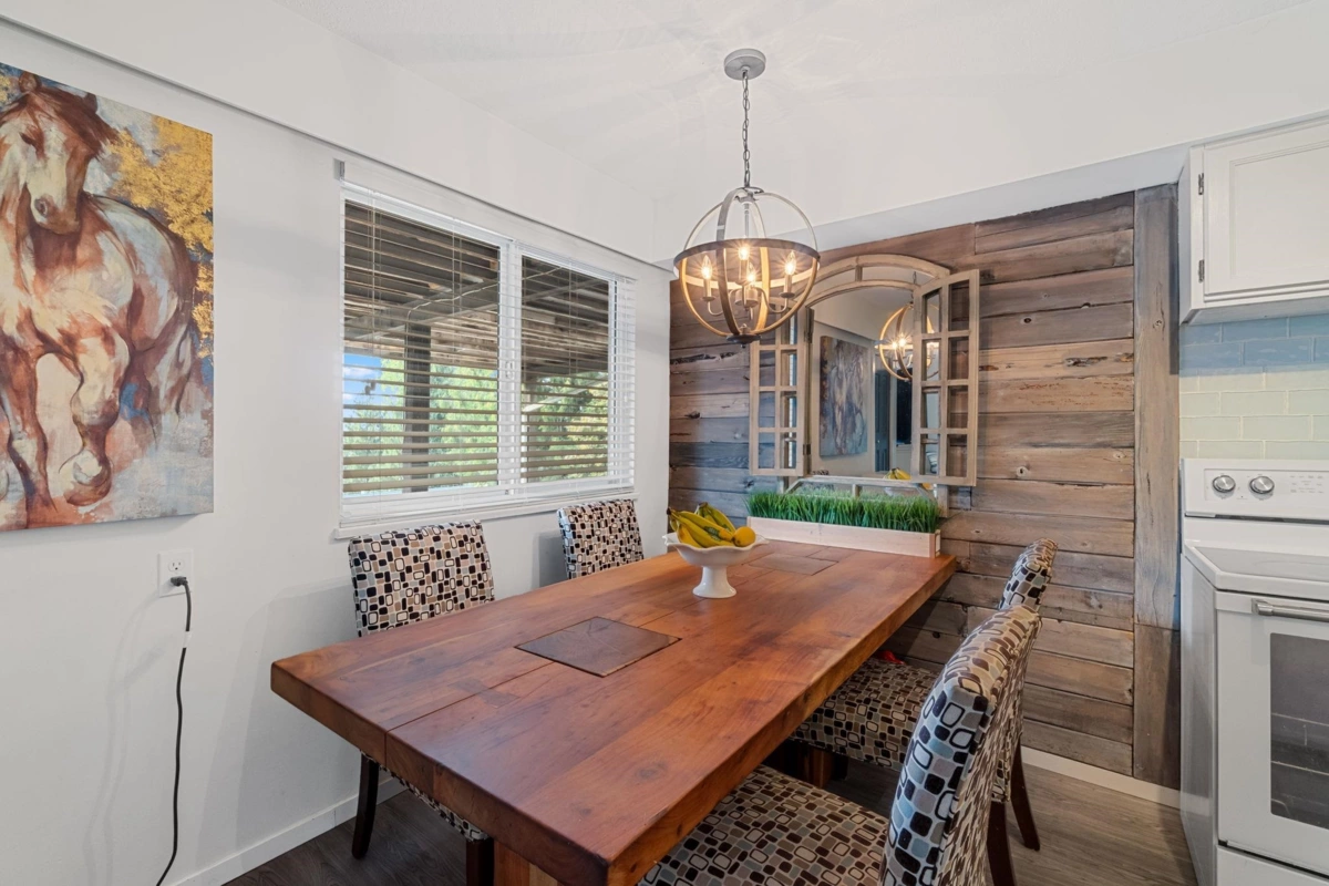 Basement Recreation Room Photo of 1431 Elinor Crescent, Port Coquitlam, BC