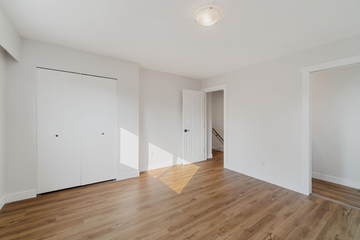 Breakfast Nook Photo of 1431 Elinor Crescent, Port Coquitlam, BC