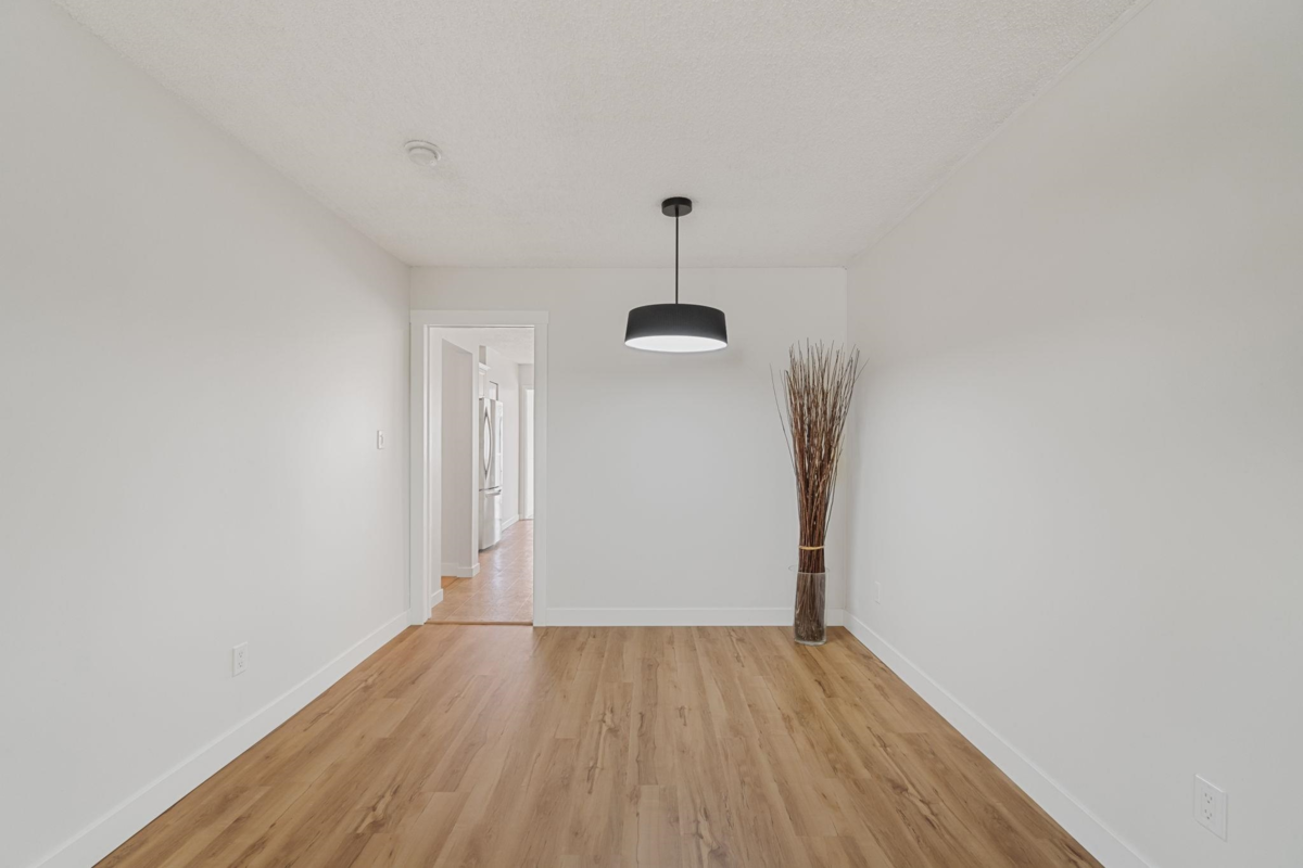 Family Room Photo of 1431 Elinor Crescent, Port Coquitlam, BC