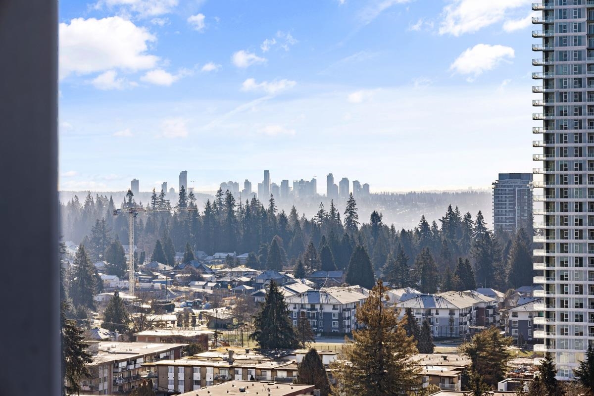 Bedroom 3 Photo of 2101 520 Como Lake Avenue, Coquitlam, BC