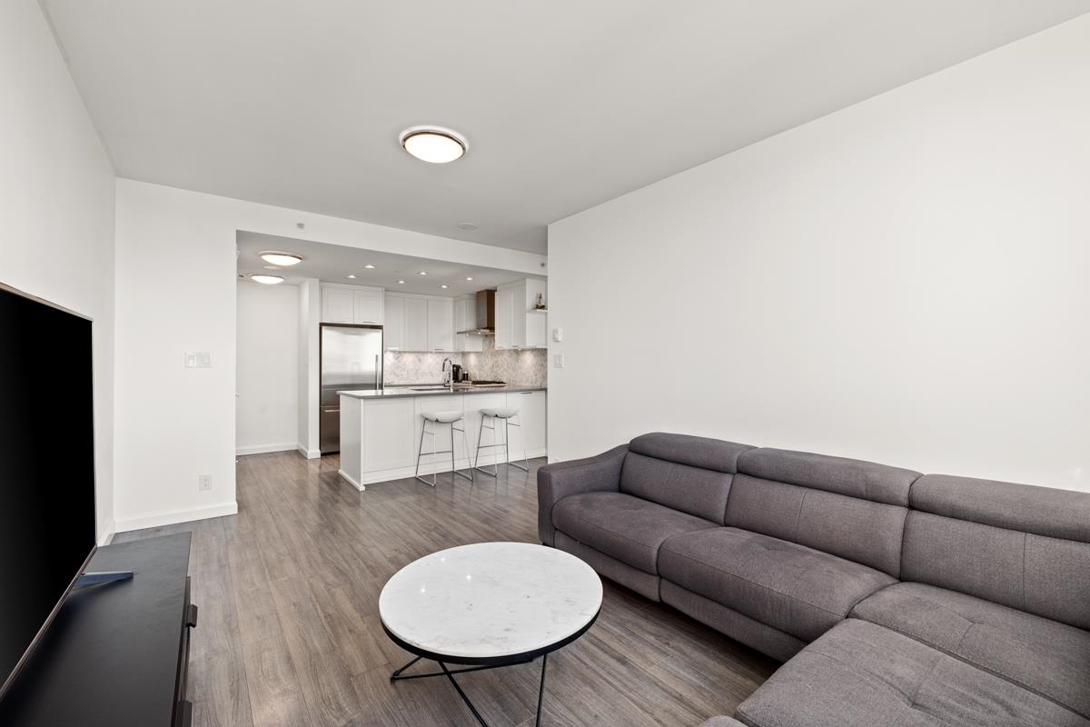 Pantry Photo of 2101 520 Como Lake Avenue, Coquitlam, BC