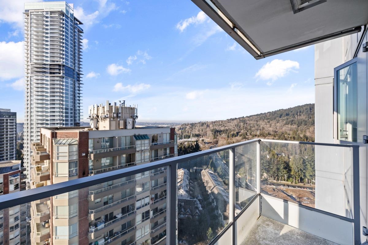 Walk-In Closet Photo of 2101 520 Como Lake Avenue, Coquitlam, BC