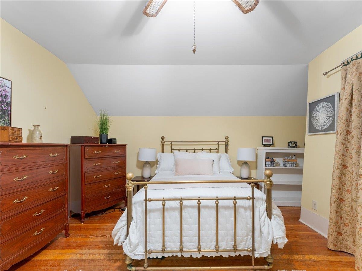 Bedroom 4 Photo of 2648 Templeton Drive, Vancouver, BC