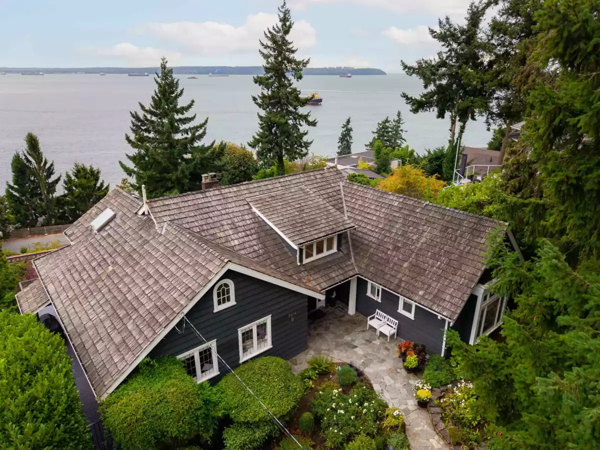 Exterior Front Photo of 3654 Creery Avenue, West Vancouver, BC