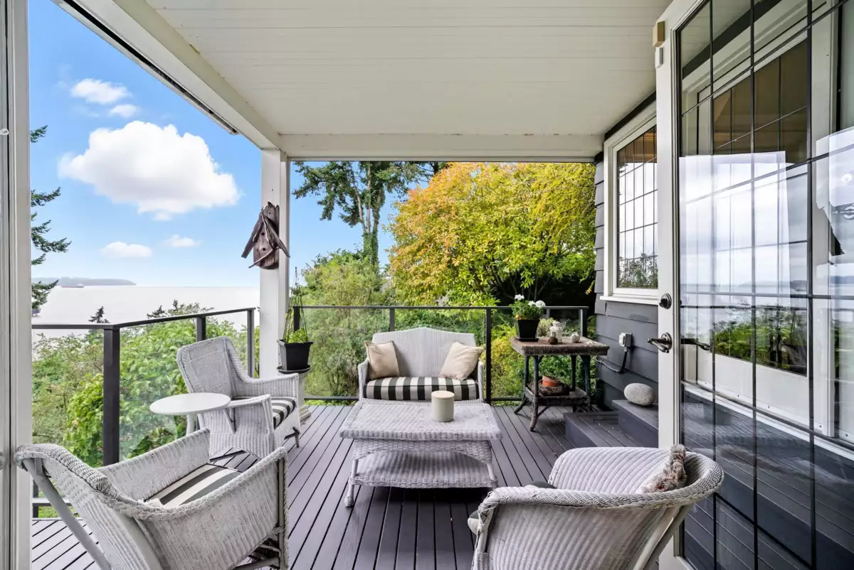 Loft / Bonus Room Photo of 3654 Creery Avenue, West Vancouver, BC