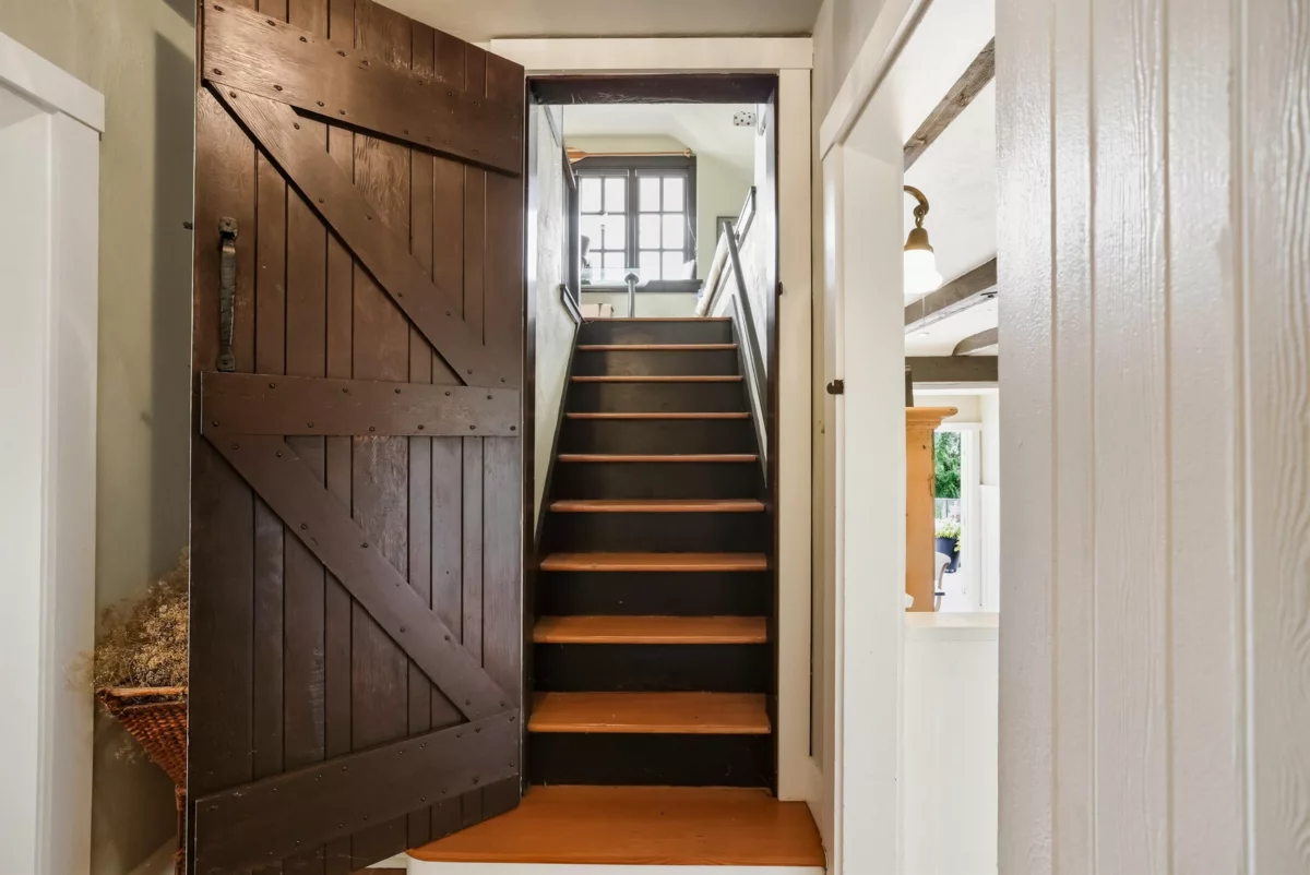 Staircase Photo of 3654 Creery Avenue, West Vancouver, BC