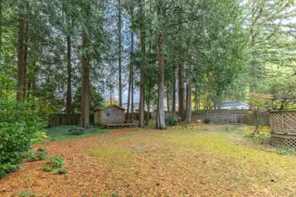 Backyard Photo of 6457 Summit Crescent, Delta, BC