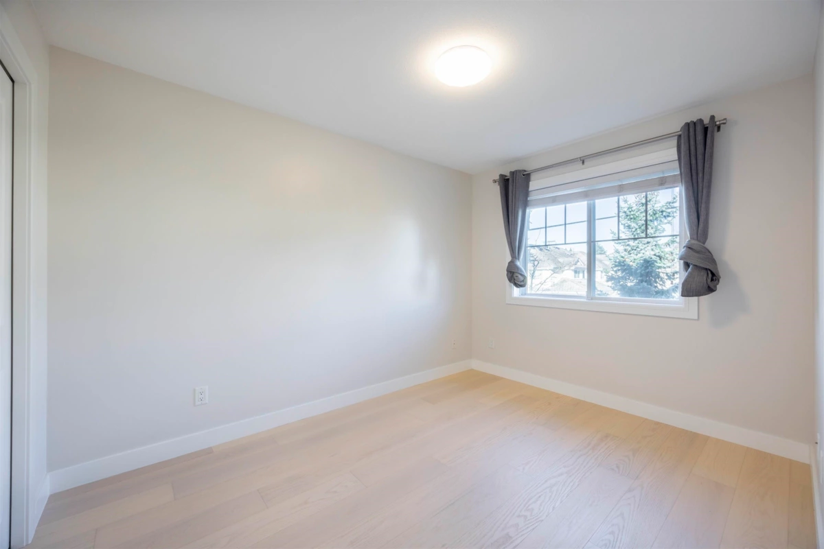 Bedroom 2 Photo of 1 7288 Blundell Road, Richmond, BC