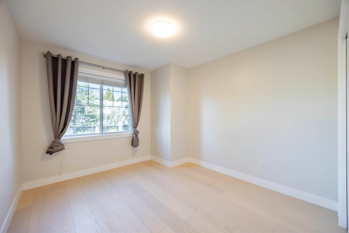 Bedroom 3 Photo of 1 7288 Blundell Road, Richmond, BC