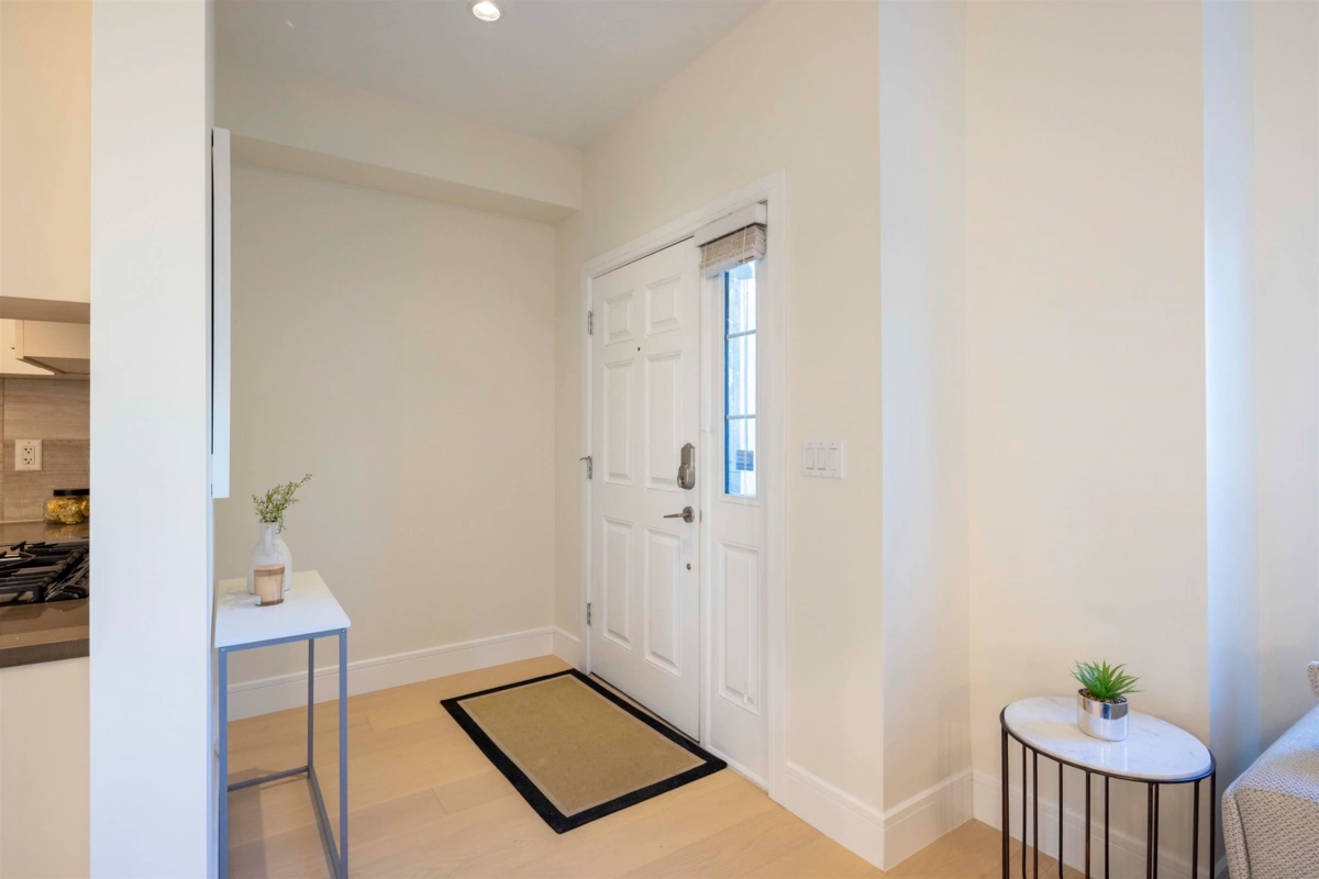 Dining Area Photo of 1 7288 Blundell Road, Richmond, BC