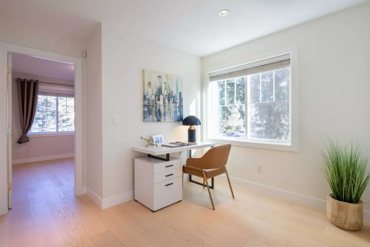 Walk-In Closet Photo of 1 7288 Blundell Road, Richmond, BC