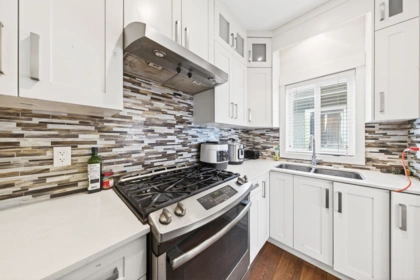 Laundry Room Photo of 4117 Williams Road, Richmond, BC