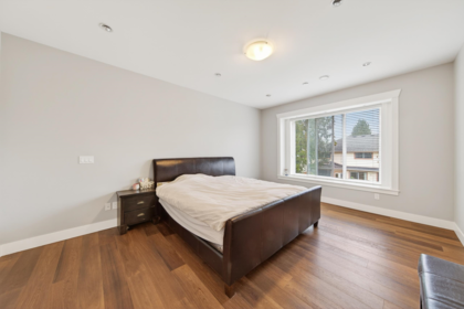 Powder Room Photo of 4117 Williams Road, Richmond, BC