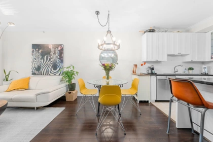 314 170 W 1st Street, North Vancouver, BC, North Vancouver — Apartment/Condo for sale