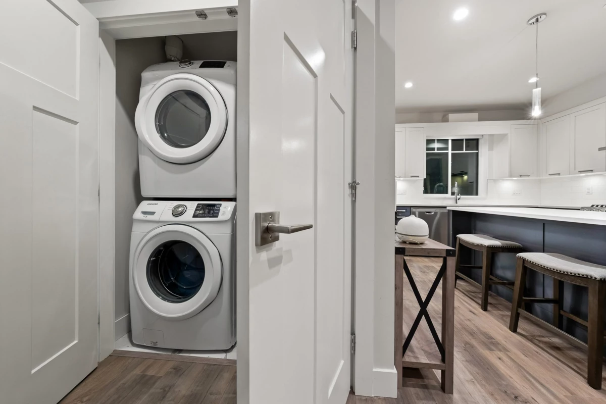 Basement Recreation Room Photo of 33 189 Wood Street, New Westminster, BC