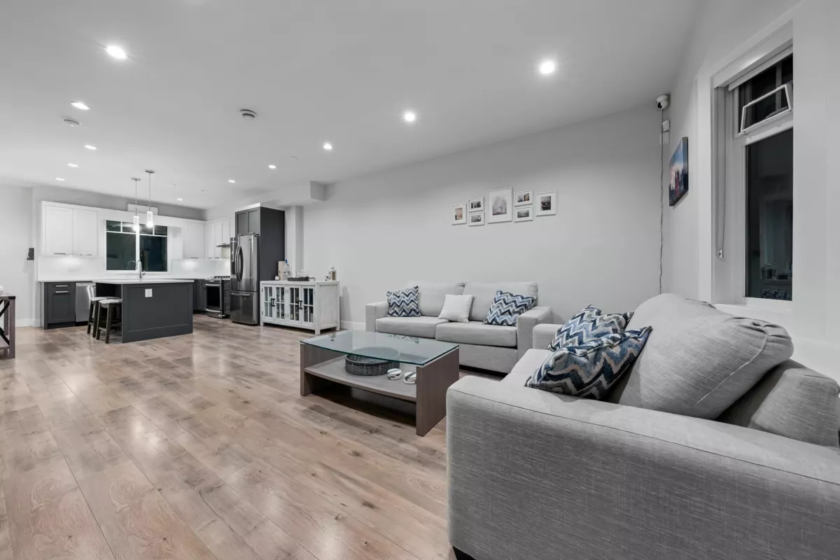 Breakfast Nook Photo of 33 189 Wood Street, New Westminster, BC