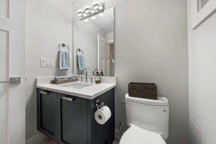 Primary Bathroom Photo of 33 189 Wood Street, New Westminster, BC
