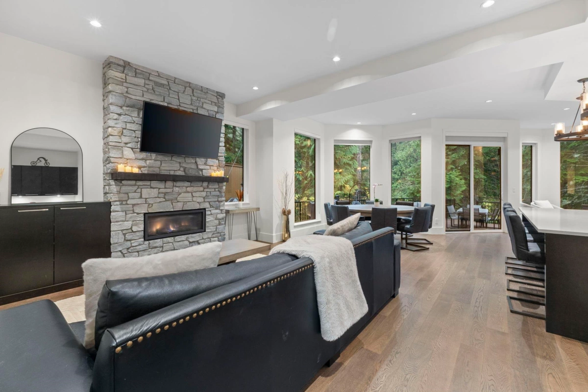 Exterior Front Photo of 22 3295 Sunnyside Road, Anmore, BC