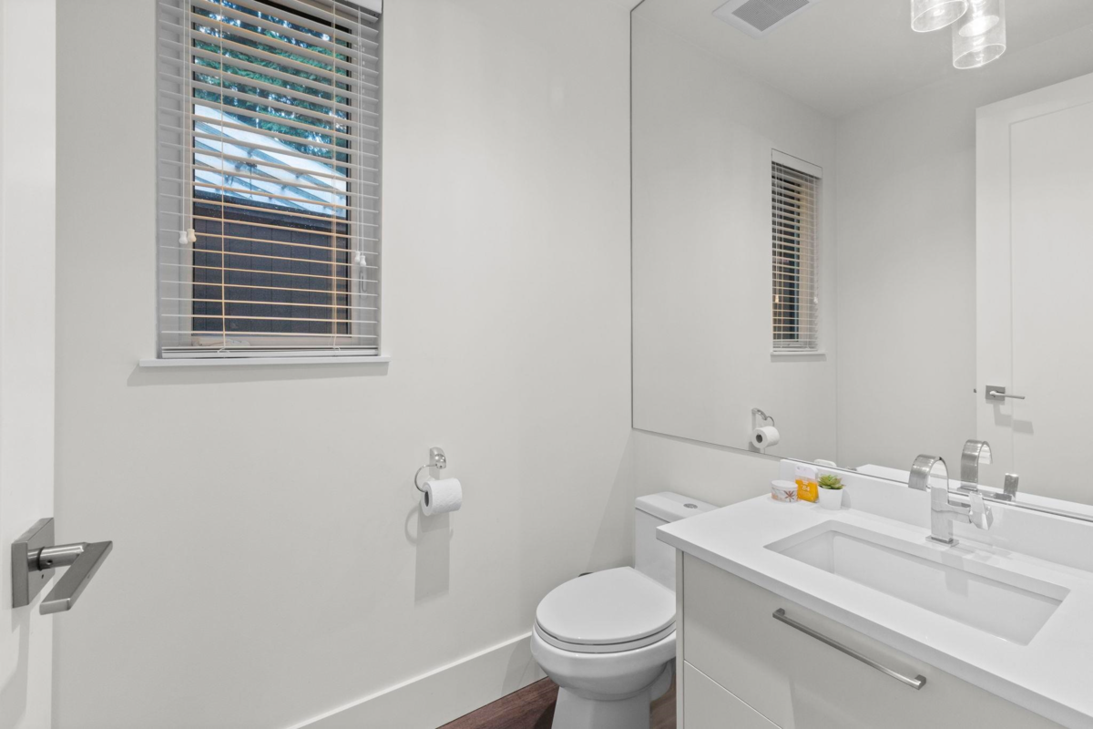 Primary Bedroom Photo of 22 3295 Sunnyside Road, Anmore, BC