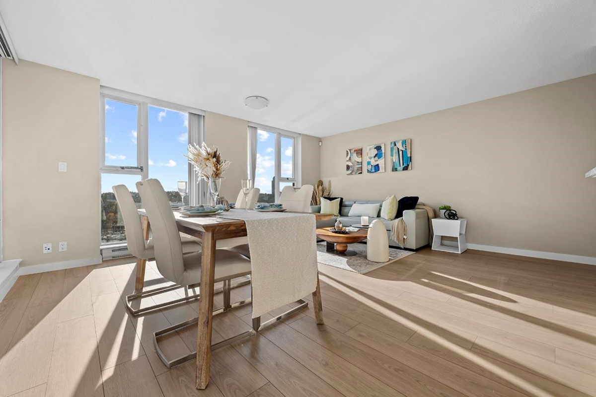 Living Room Photo of 2606 583 Beach Crescent, Vancouver, BC