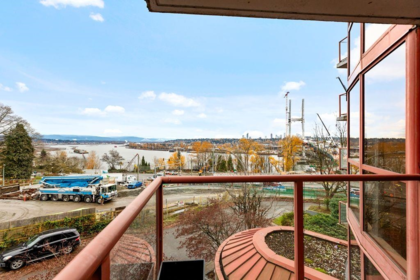 Hallway Photo of 201 38 Leopold Place, New Westminster, BC