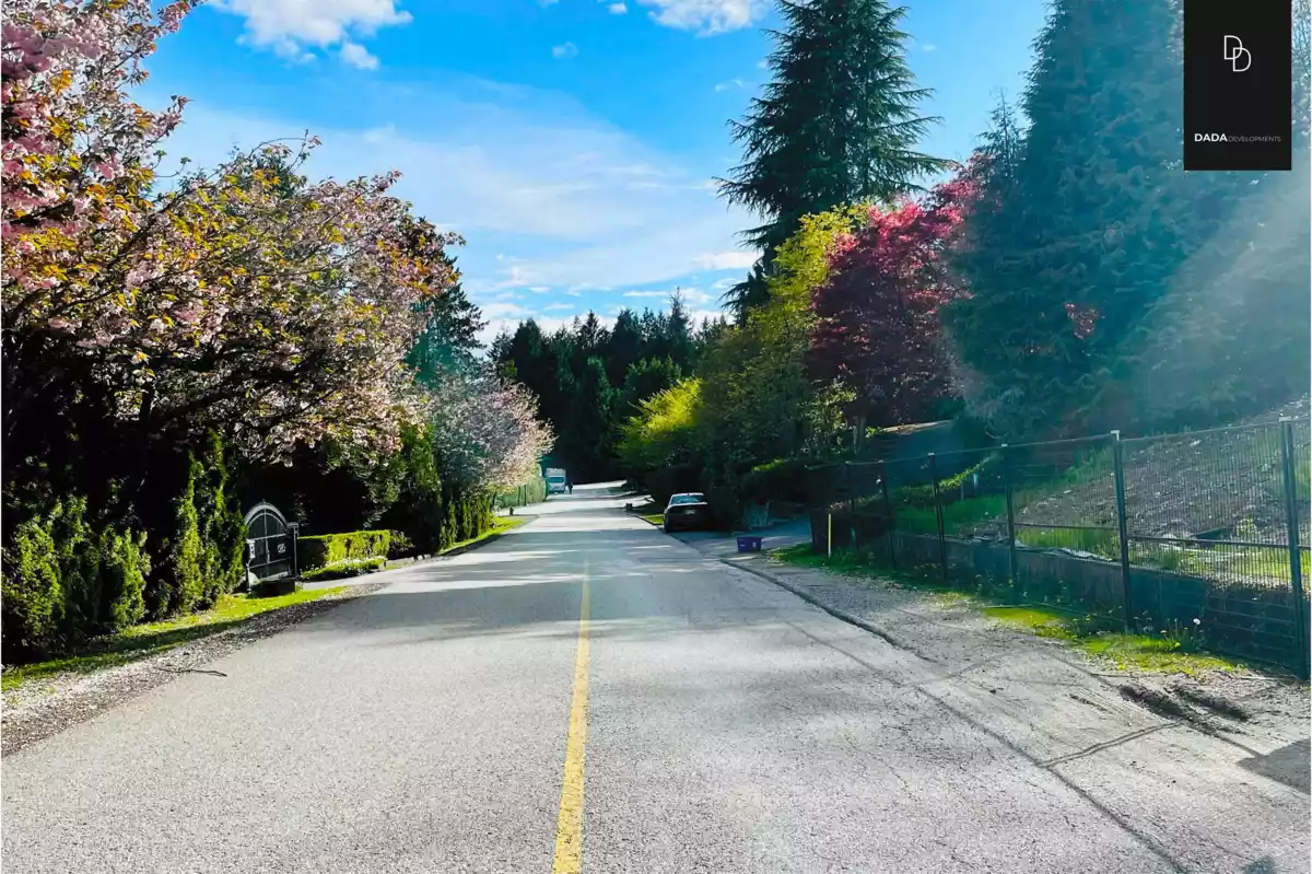 Mudroom Photo of 705 St. Andrews Road, West Vancouver, BC
