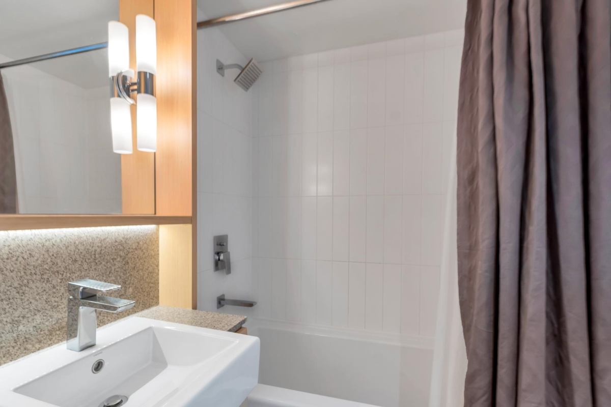 Office / Den Photo of 1607 13495 Central Avenue, Surrey, BC