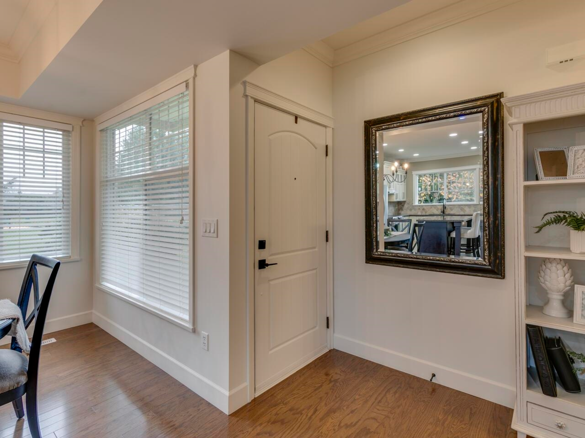 Laundry Room Photo of 11 32792 Lightbody Court, Mission, BC