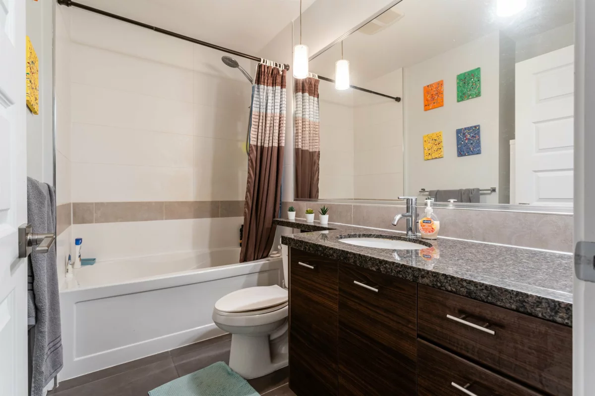 Hallway Photo of 73 6299 144 Street, Surrey, BC