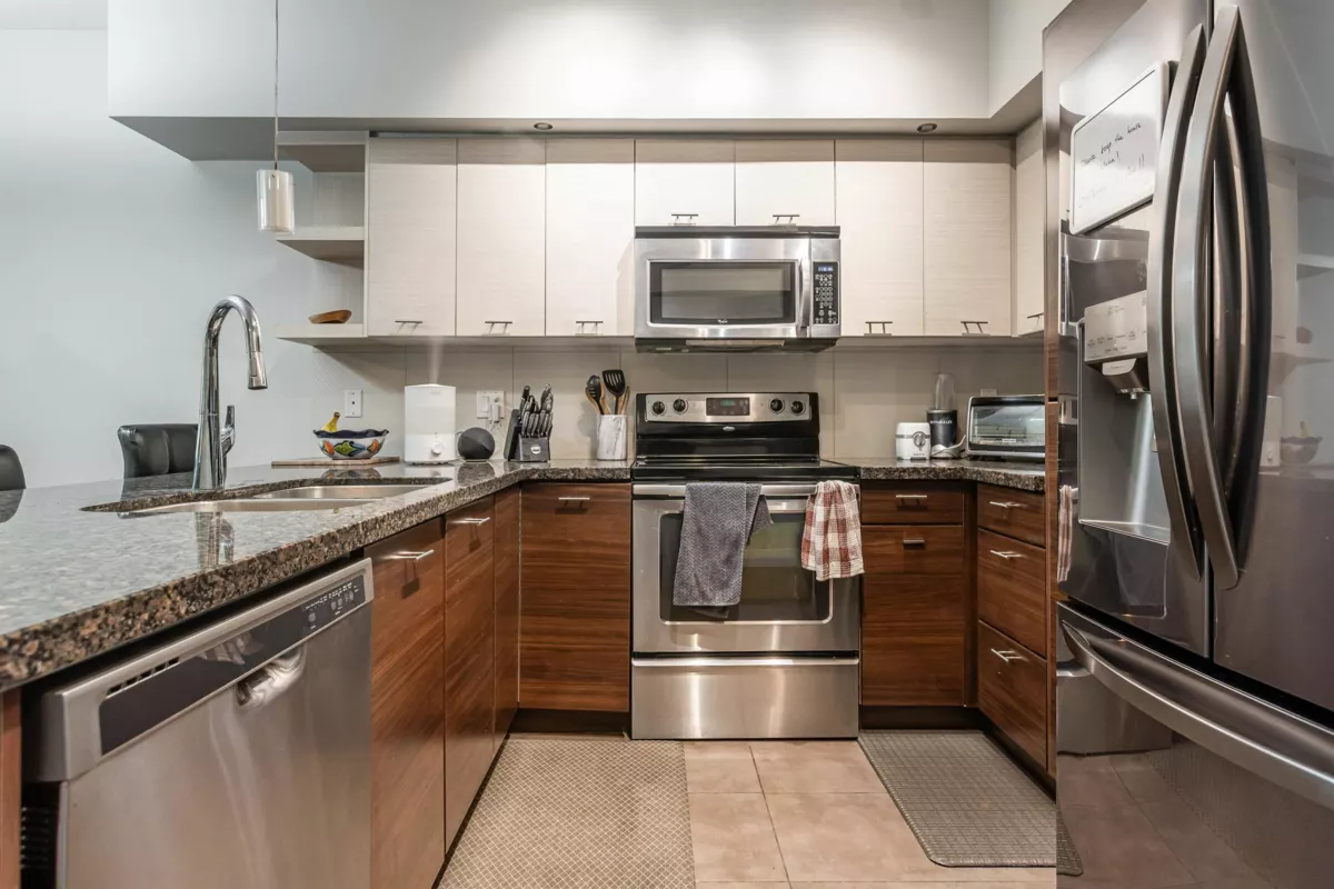Kitchen Island Photo of 73 6299 144 Street, Surrey, BC