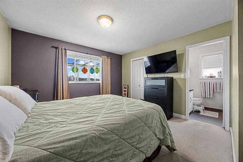 Breakfast Nook Photo of 5453 Norfolk Street, Burnaby, BC