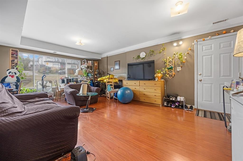 Guest Bathroom Photo of 5453 Norfolk Street, Burnaby, BC