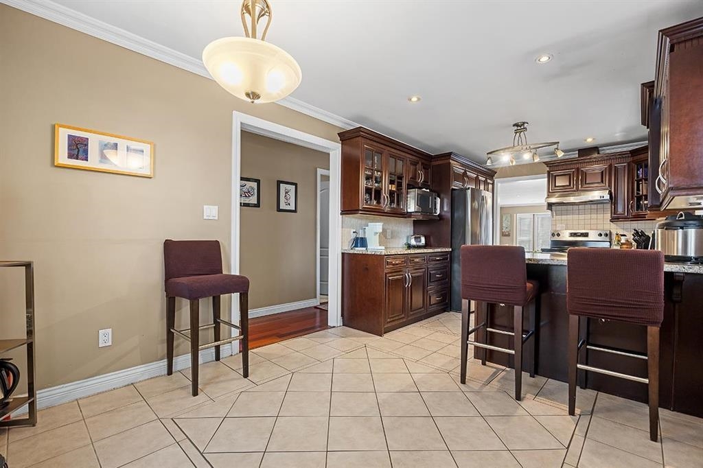 Kitchen Island Photo of 5453 Norfolk Street, Burnaby, BC